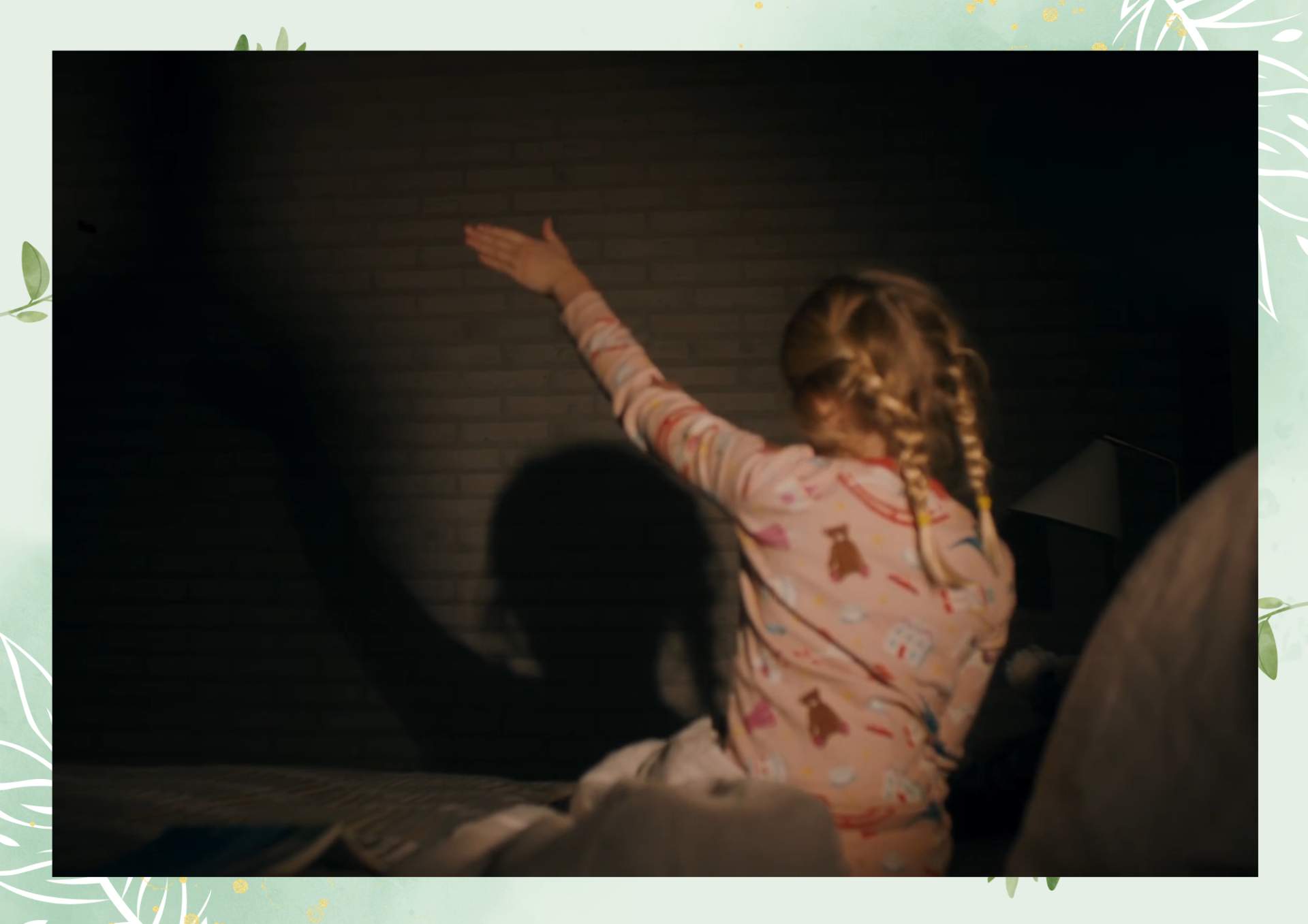 Green White Minimalist Aesthetic Blank Document Border 4 2