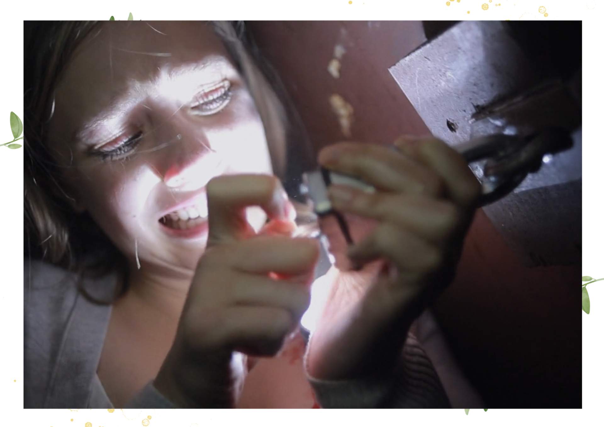 Green White Minimalist Aesthetic Blank Document Border 7 4